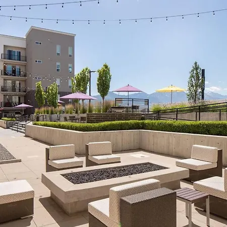 Downtown Walking Oasis With King Bd And City View Salt Lake City Exterior photo
