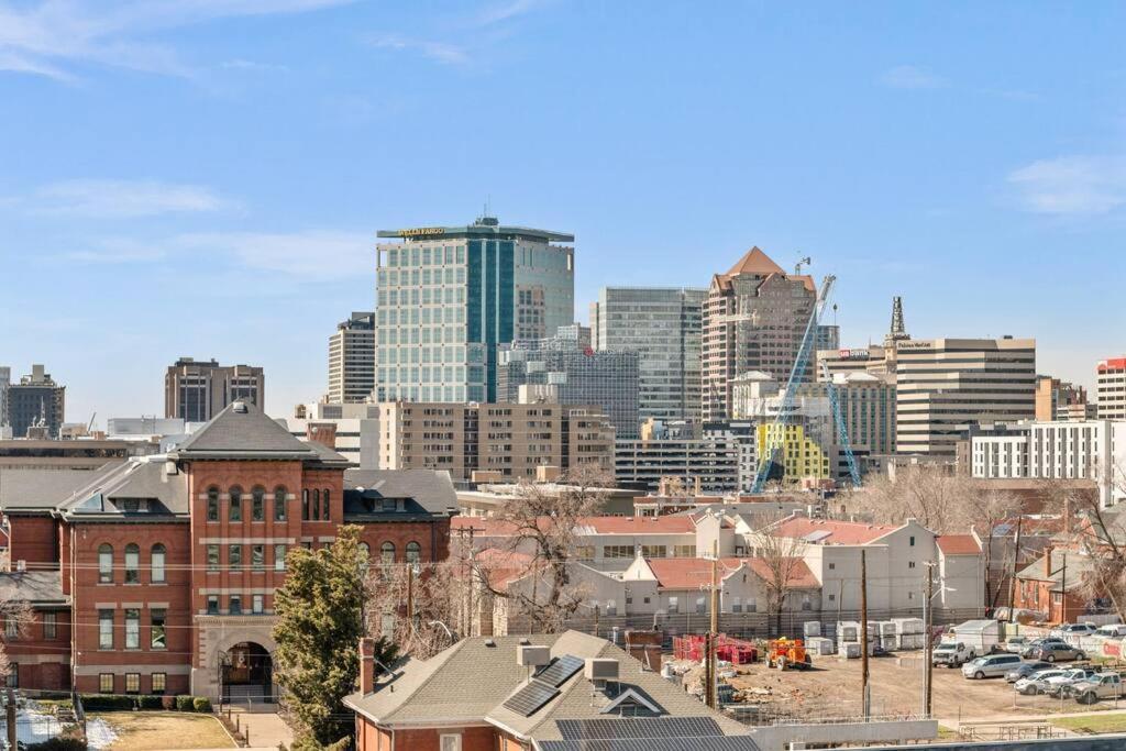 Apartment Downtown Walking Oasis With King Bd And View *